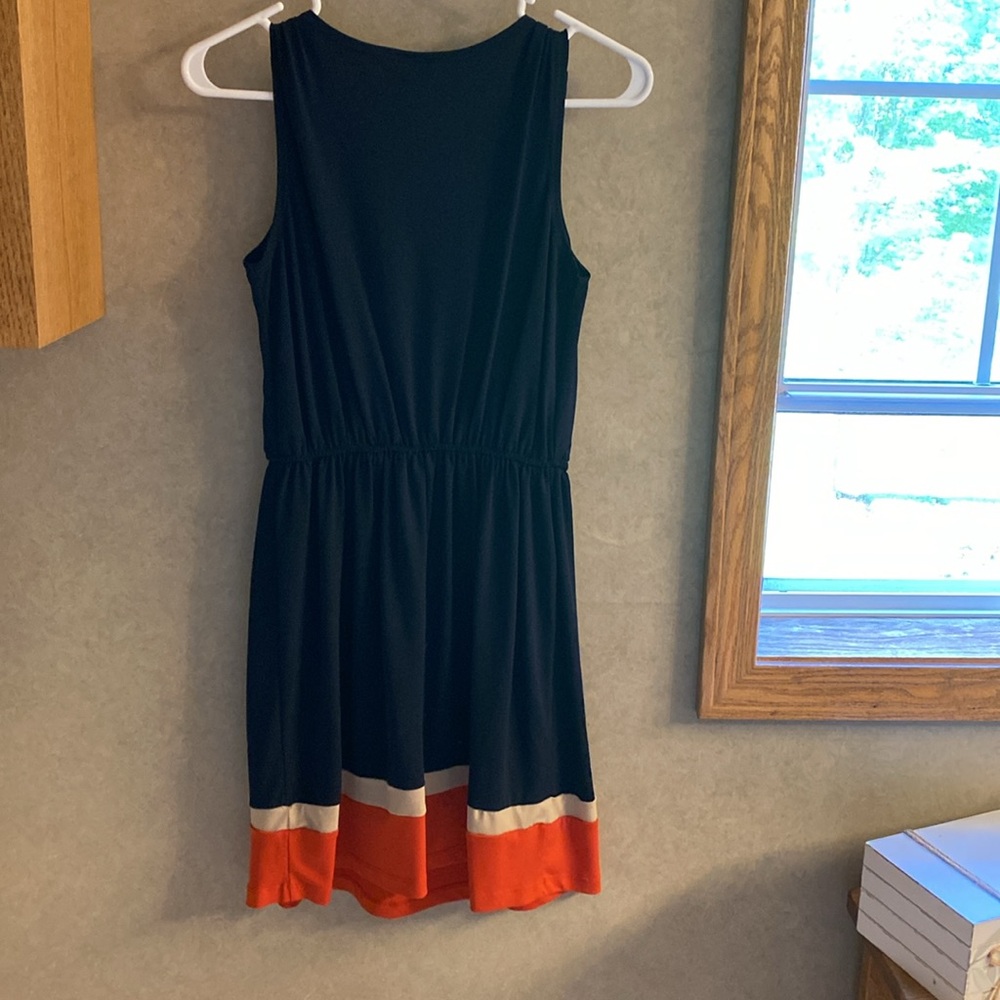Dress - Picture 4 of 6
